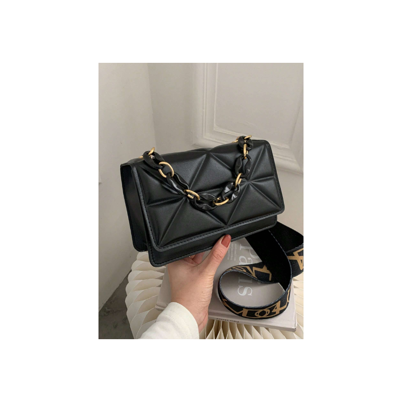 Geantă Pătrată Mini Matlasată cu Decorațiuni din Lanț, Elegantă și Modernă pentru Femei