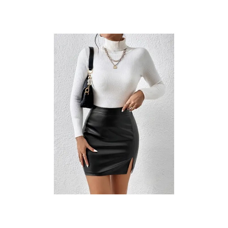 Fustă Mini Bodycon Neagră din PU cu Despicătură – Fustă din Piele Ecologică Elegantă