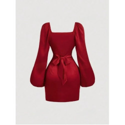 Mini Rochie Roșie cu Papion și Mâneci Lantern – Eleganță și Feminitate