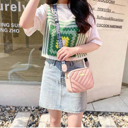 Geantă Crossbody Pătrată Matlasată pentru Femei